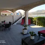 Sandrina شقة *
