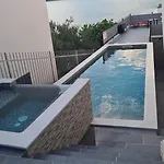 Sandrina شقة